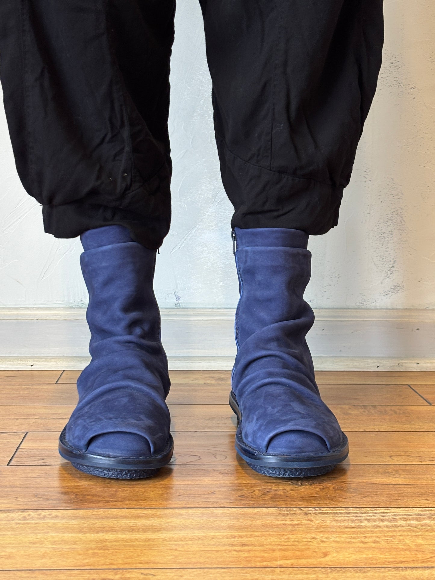 Juice Boot in Navy Suede