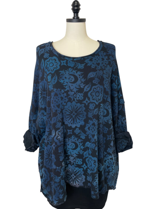 Vegan Cashmere Boxy Pullover in Blue Floral