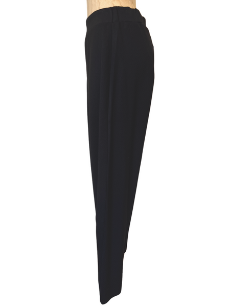 Remi Pant in Ebony