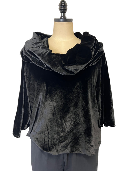 Edin Top in Velvet in Black