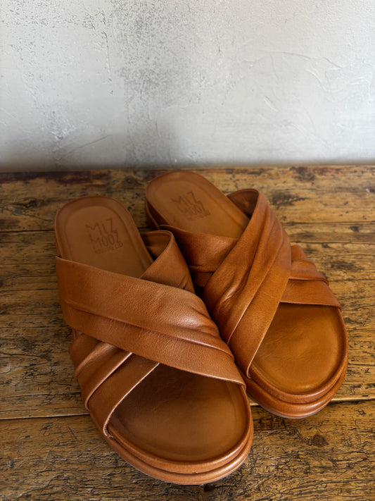 Talisa Slide in Brandy