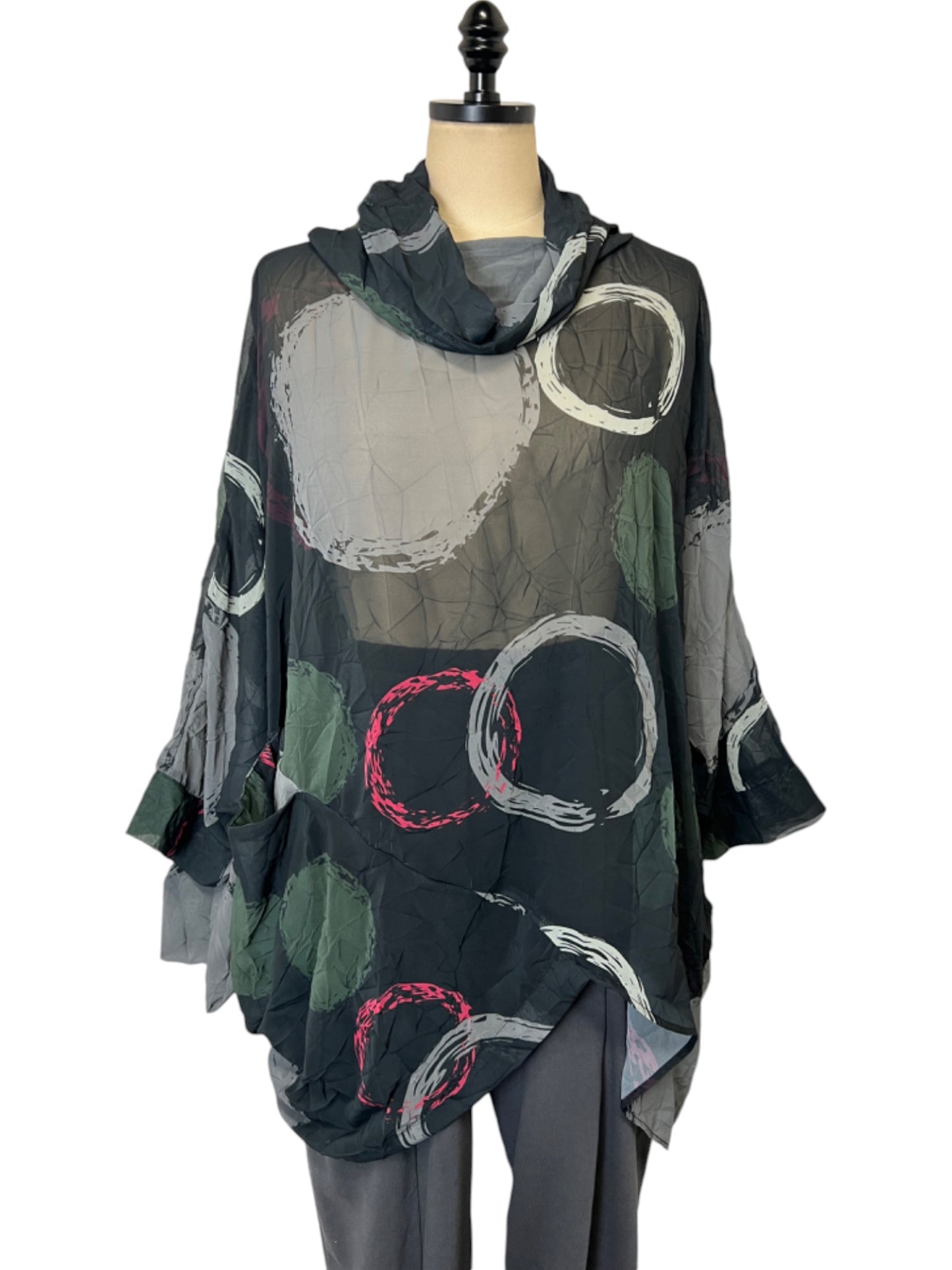 Yuca Tunic in Circles