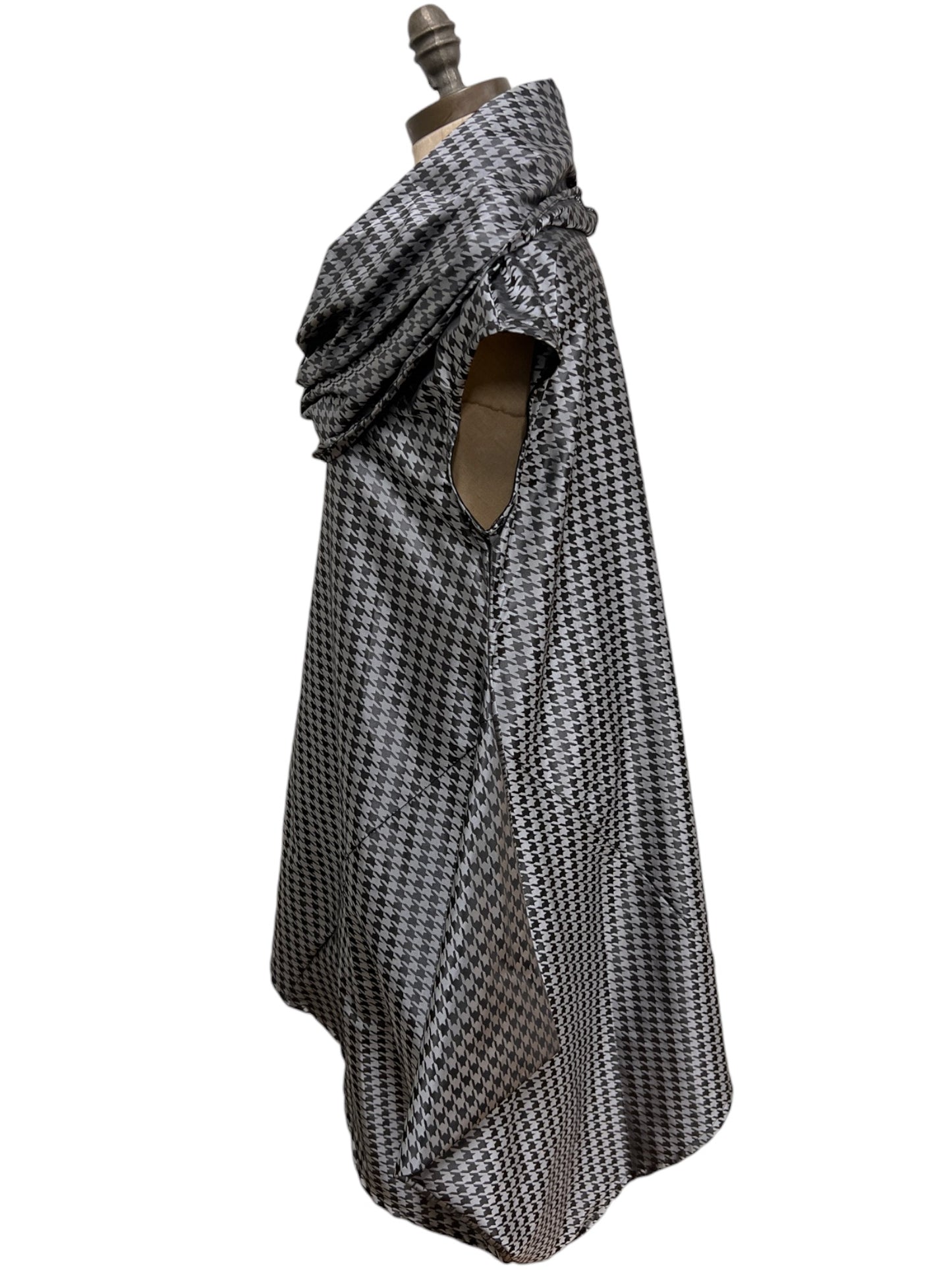 Noa Tunic in Houndstooth