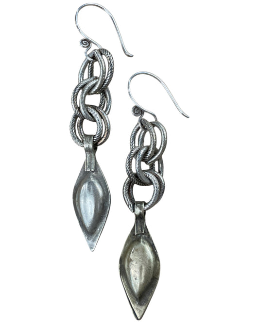Spade Dangle Earring