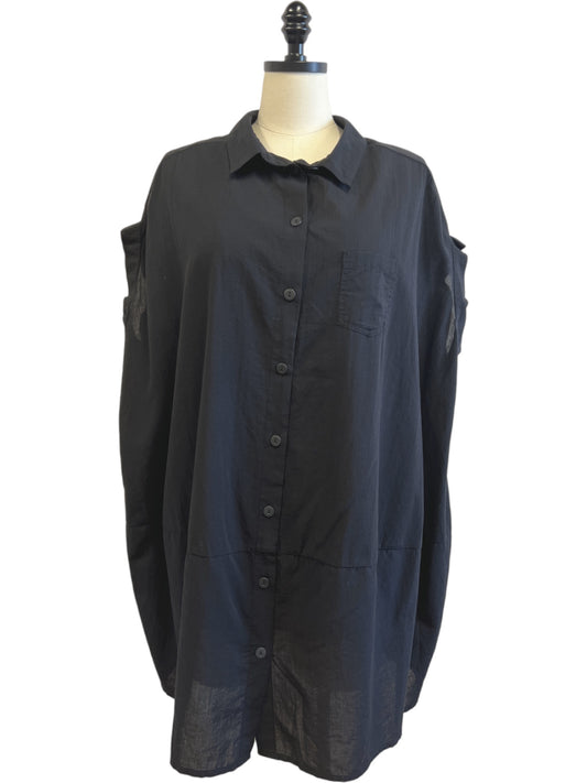 Reverse Button-Up in Black