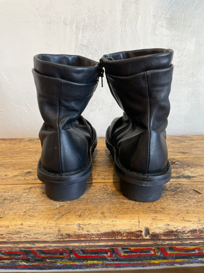 Juice Boot in Black