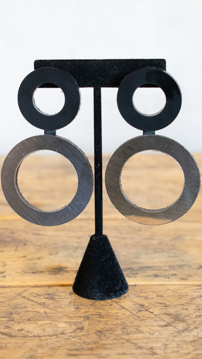 Frame Earrings in Black and Silver