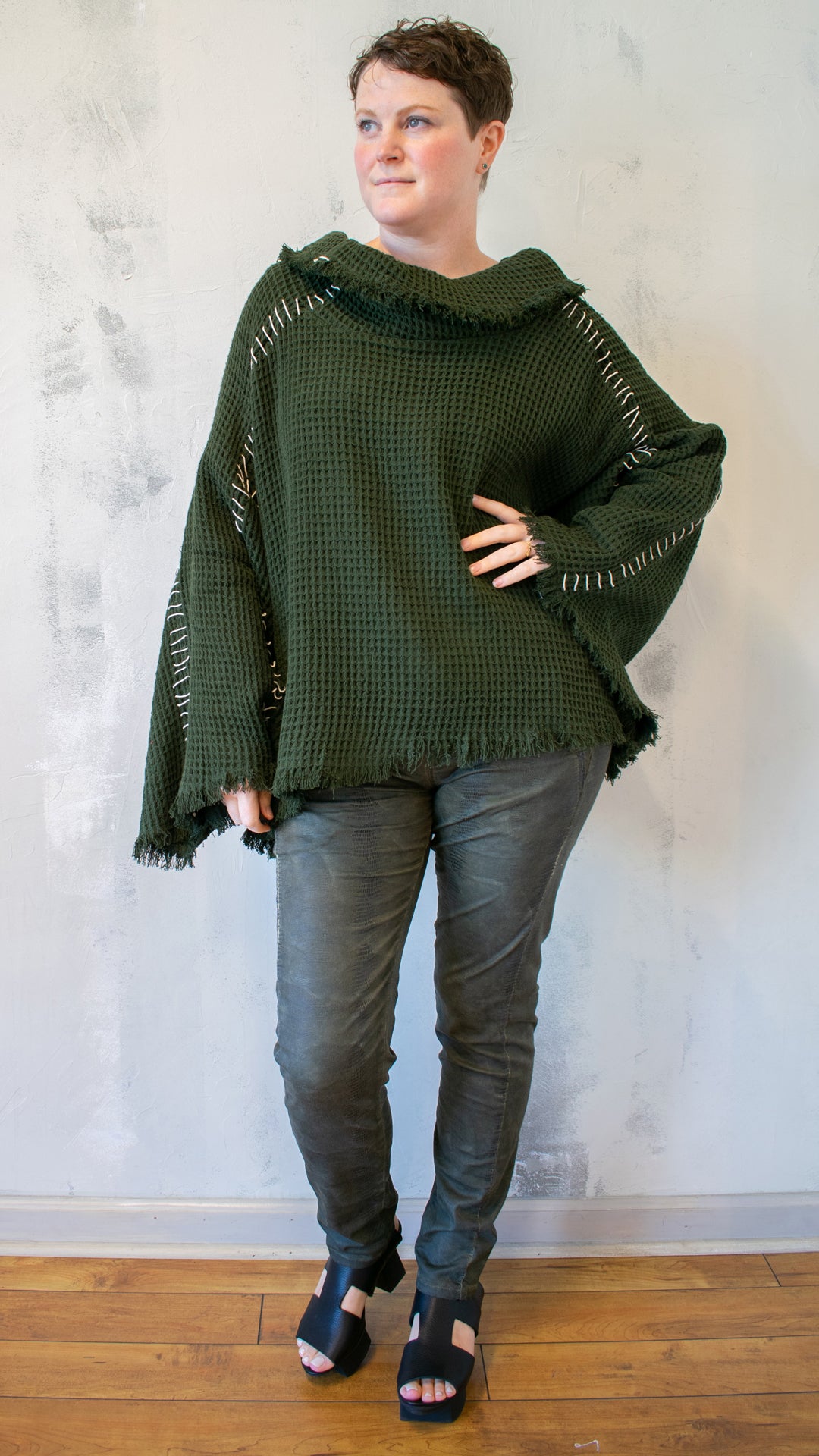 Blanket Stitch Waffle Pullover in Forest