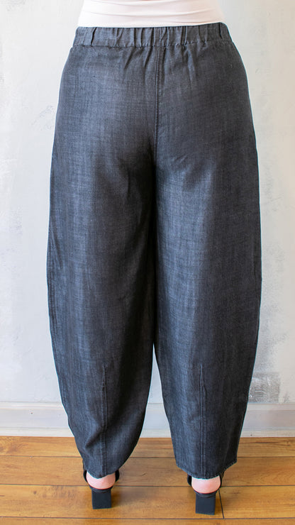 Chambray Barrel Pant