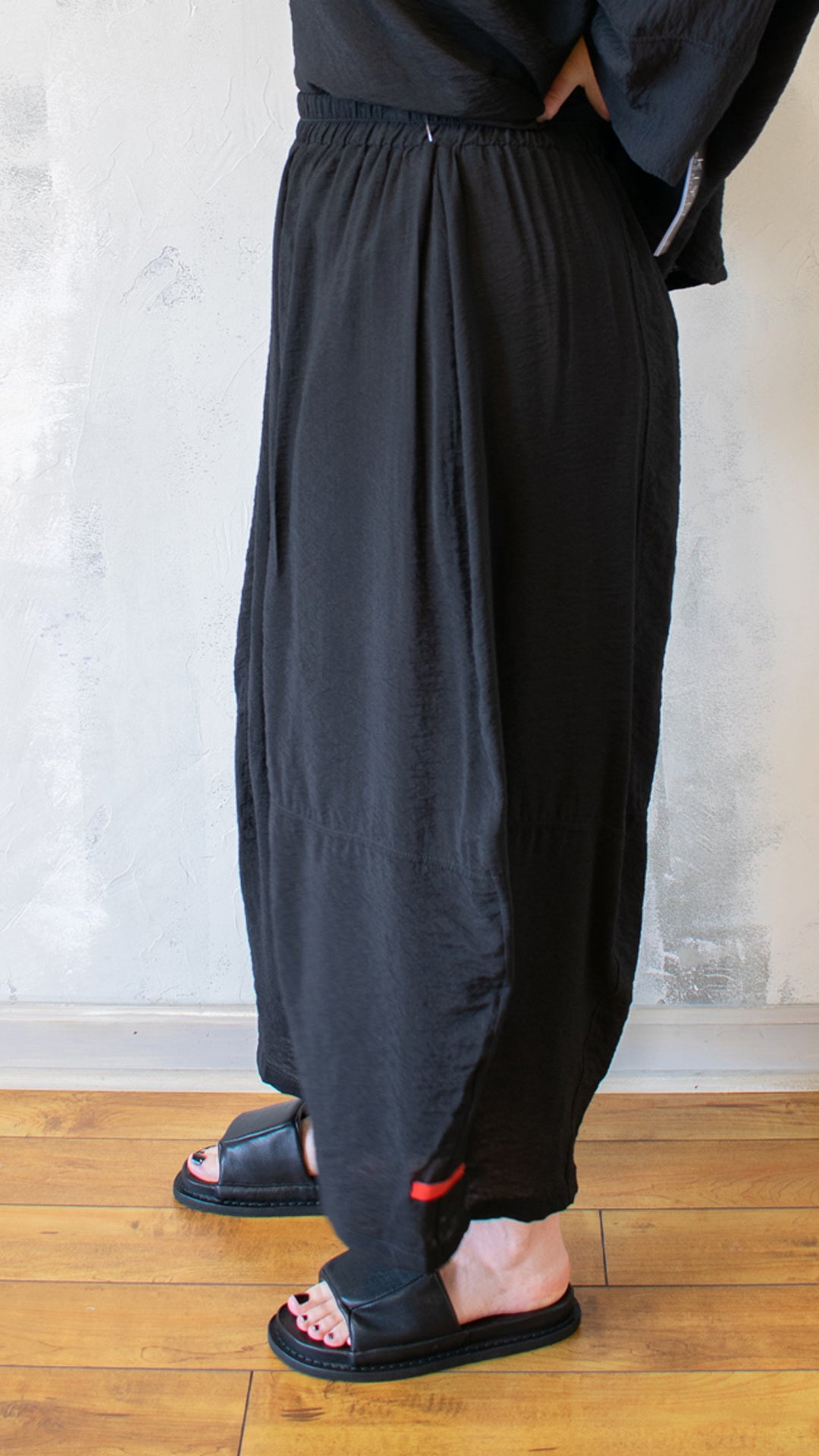 Exaggerated Barrel Pant in Parachute Fabric