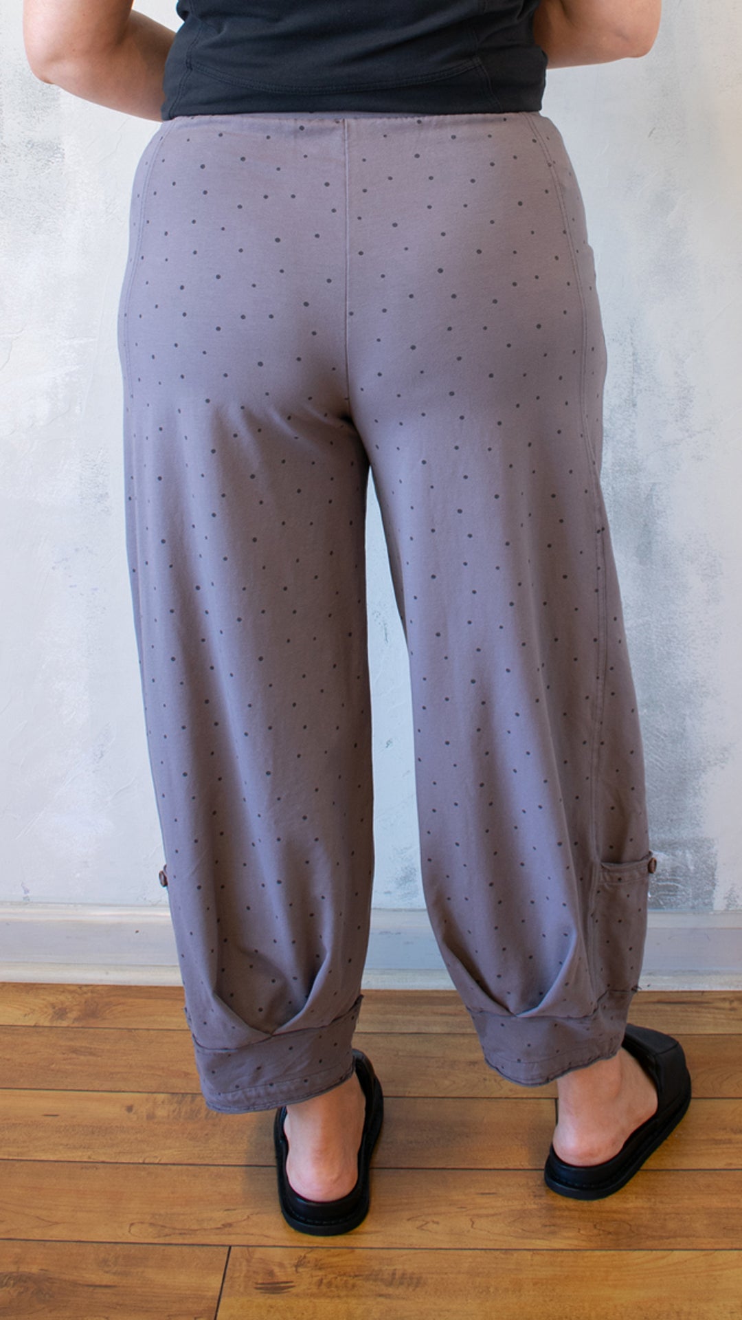 Dart Front Bloom Pant in Brownie