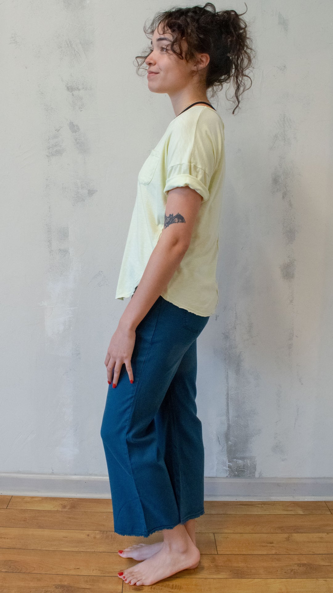 Curved Hem Tee (Multiple Colors)