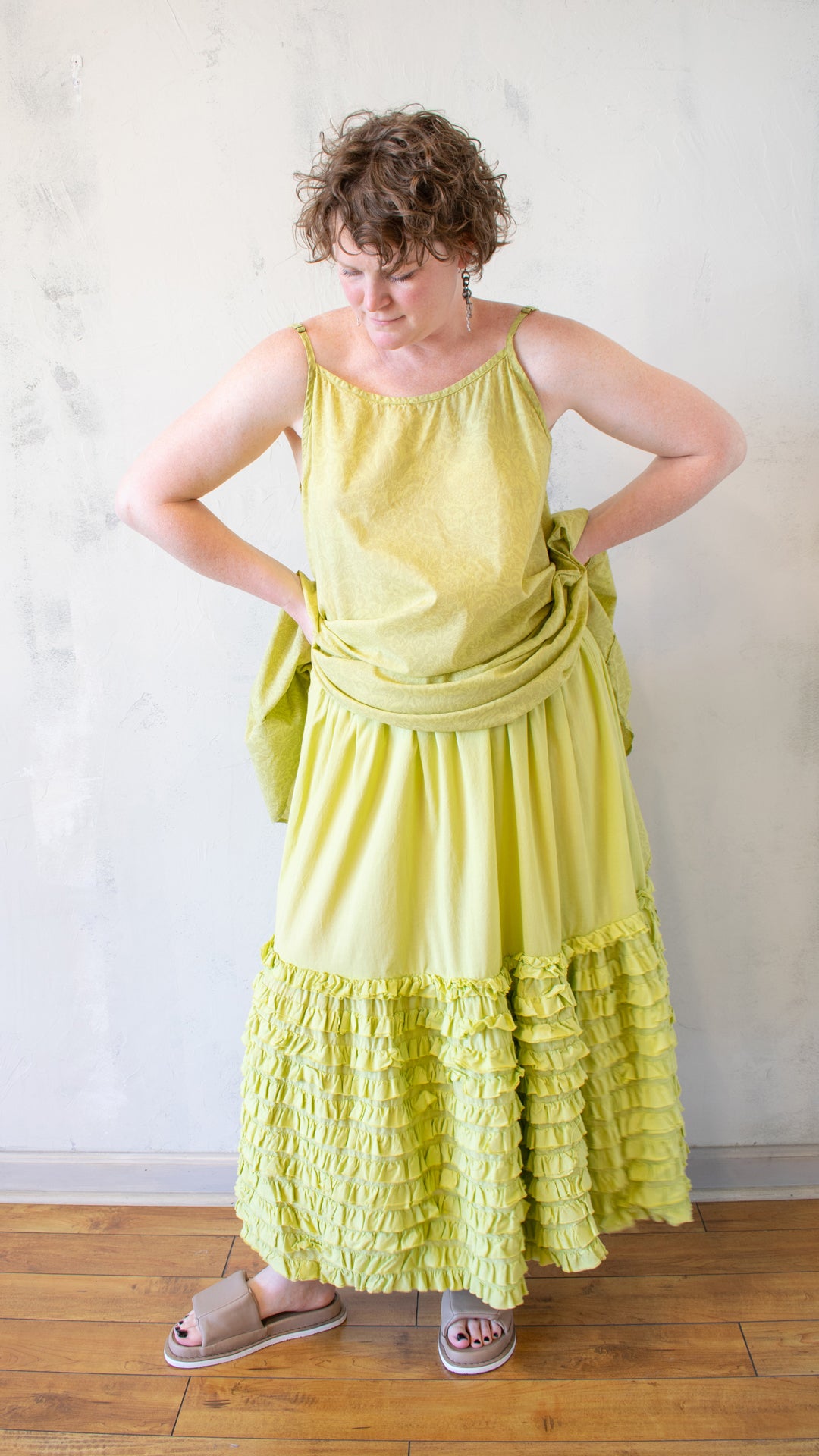 Burlesque Skirt in Pear