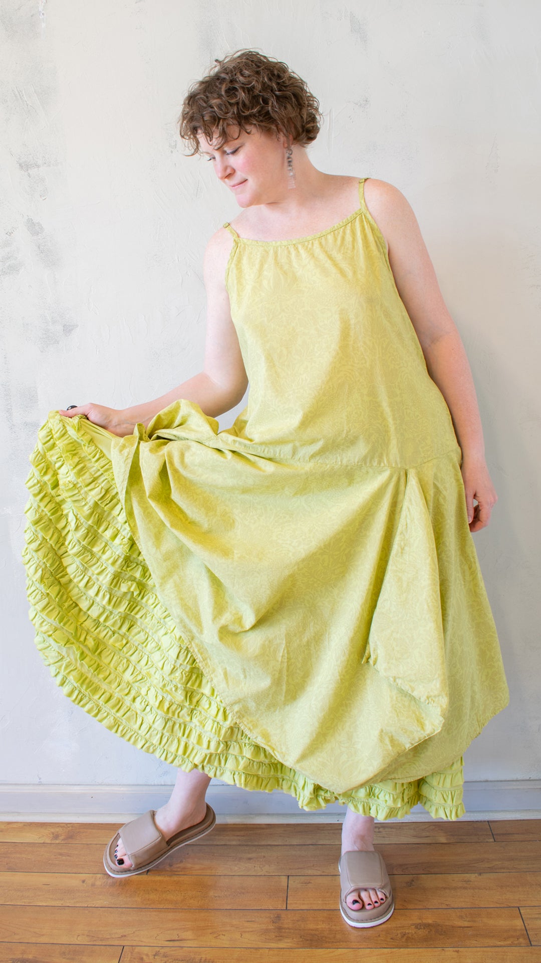 Long Pinwheel Slip in Pear Bird