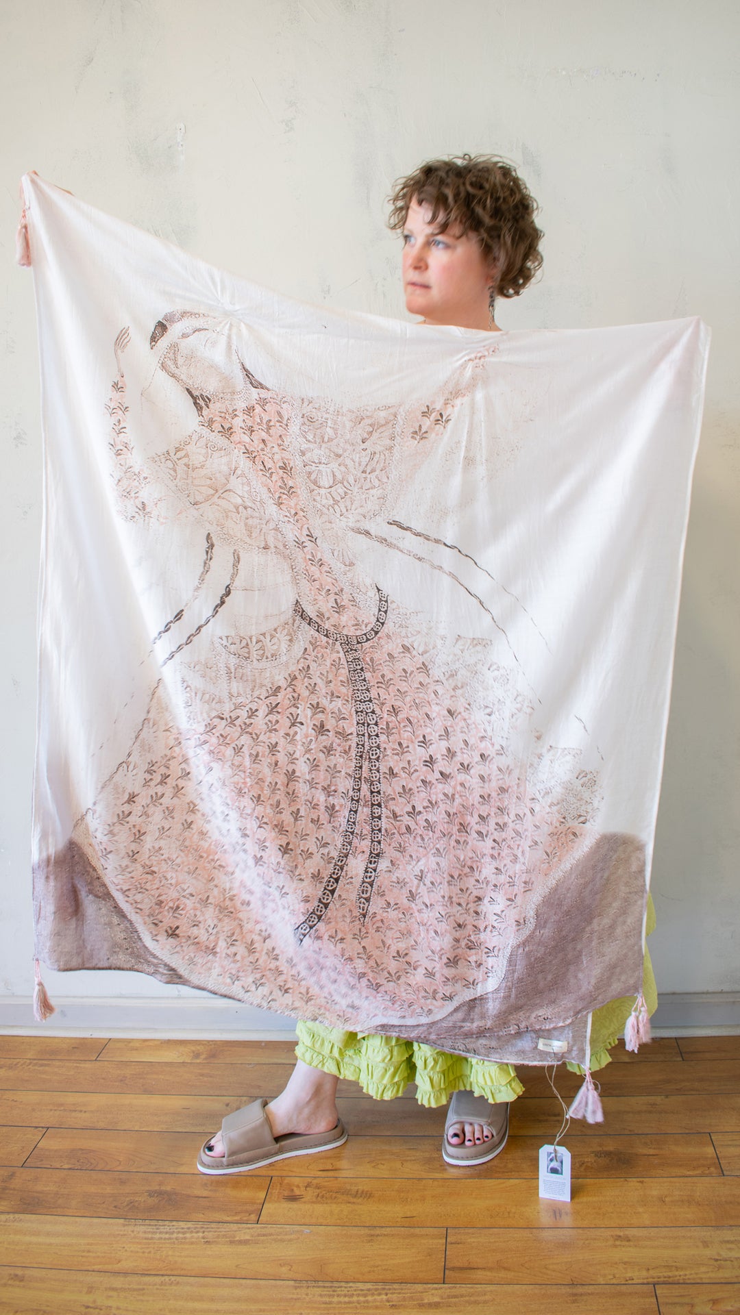 Tassel Shawl in Shell Folklore