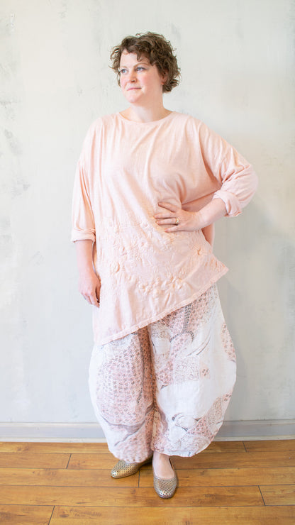 Thread Embroidery T-Shirt Long Sleeve in Shell