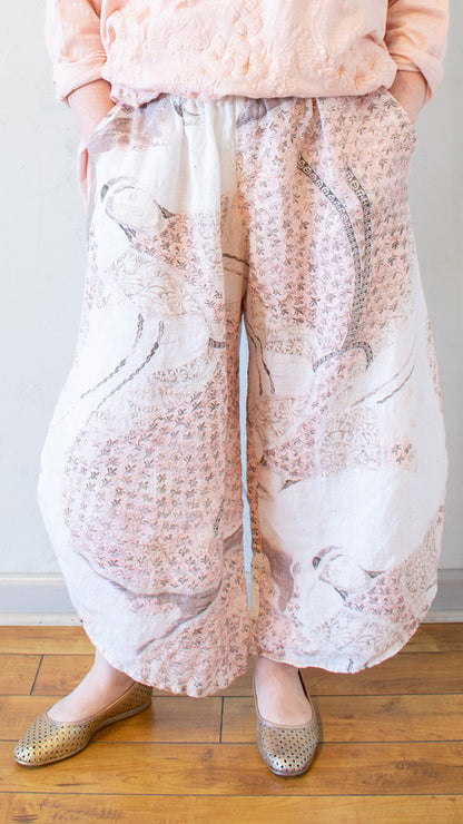 Basic Pants in Shell Folklore