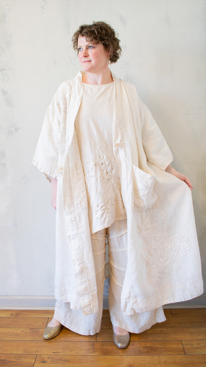 Embroidered Kimono in Alabaster