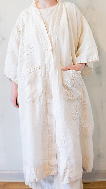 Embroidered Kimono in Alabaster