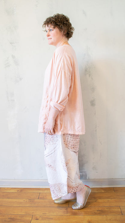 Thread Embroidery T-Shirt Long Sleeve in Shell