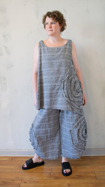 Cabbage Rose Tank in Faded Black