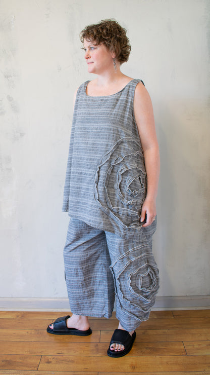 Cabbage Rose Tank in Faded Black