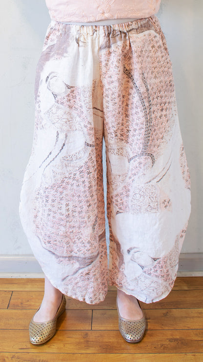 Basic Pants in Shell Folklore