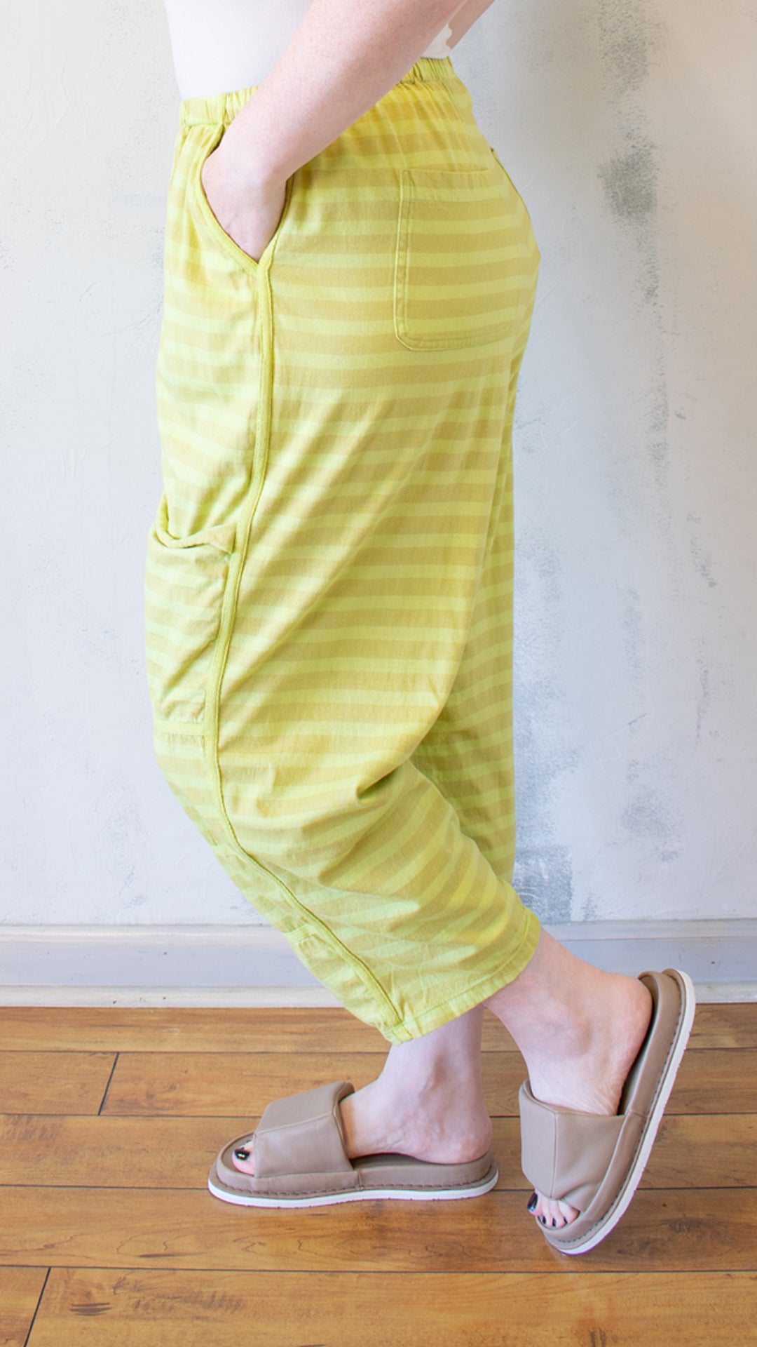 Seamed Joggers in Pear