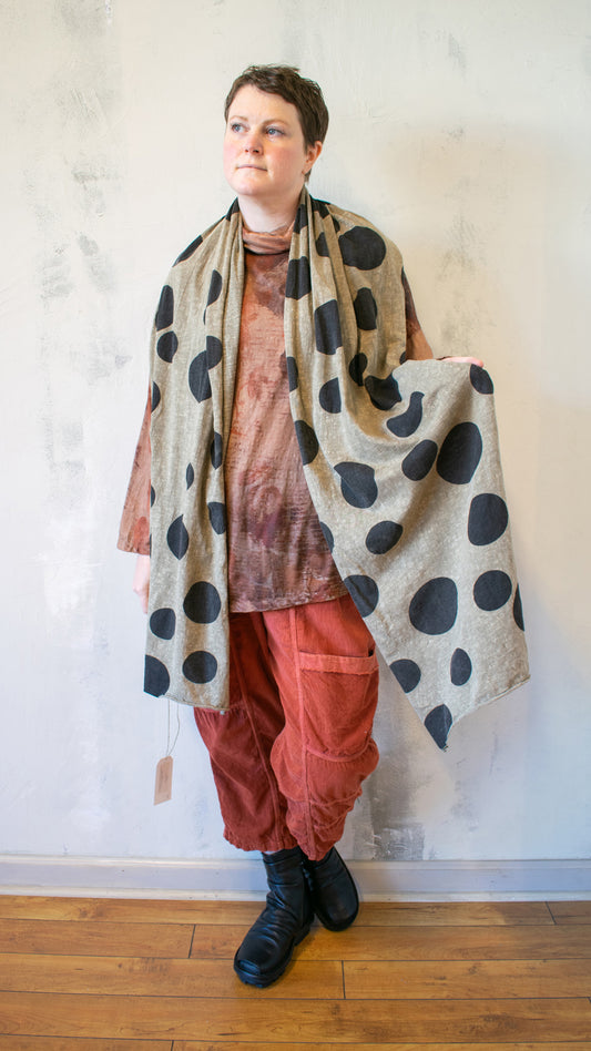 Plain Shawl in Polka Dot Pine