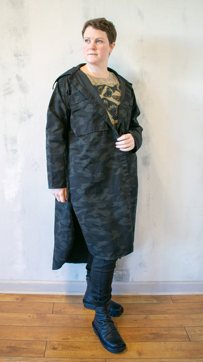 Lumberjack Coat in Black Camo