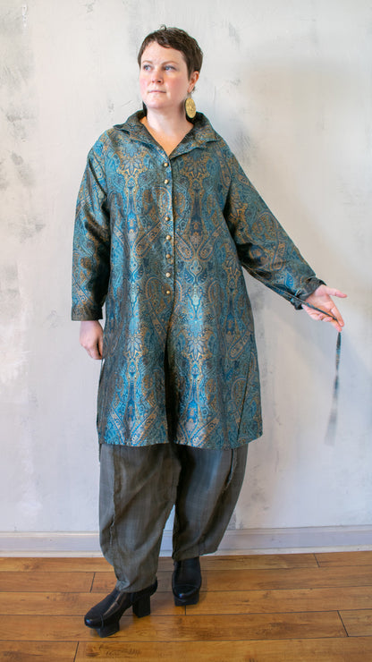 Long Weekender Shirt in Exquisite Silk