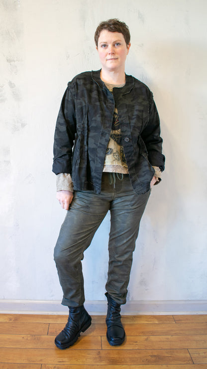 Disheveled Jacket in Black Camo