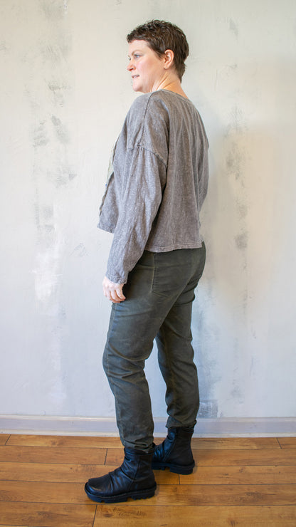 Crop Folklore T-Shirt Long Sleeve in Ash