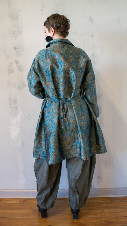 Long Weekender Shirt in Exquisite Silk