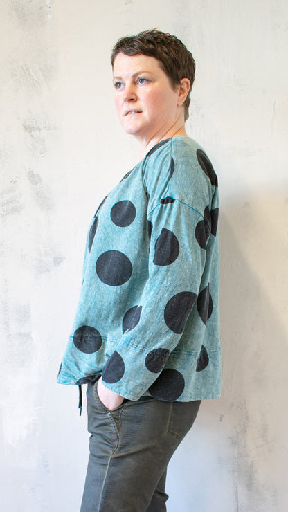 Agnes Tee in Eucalyptus Polka Dot