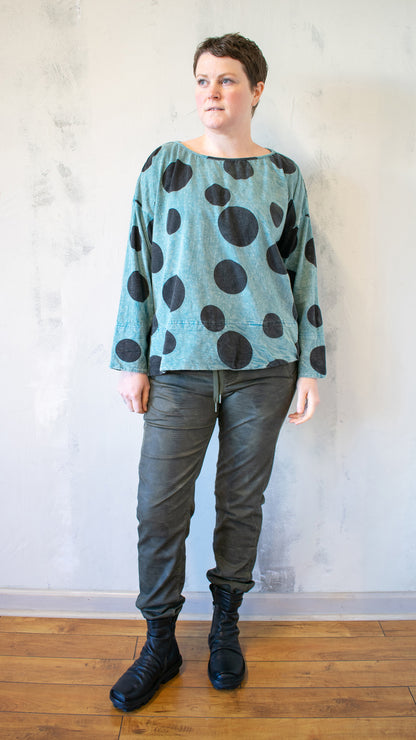 Agnes Tee in Eucalyptus Polka Dot
