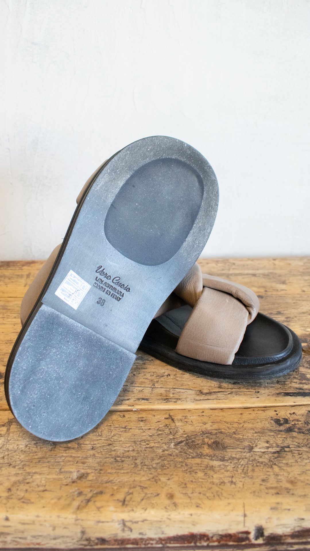 Coffee Puff Weave Slide