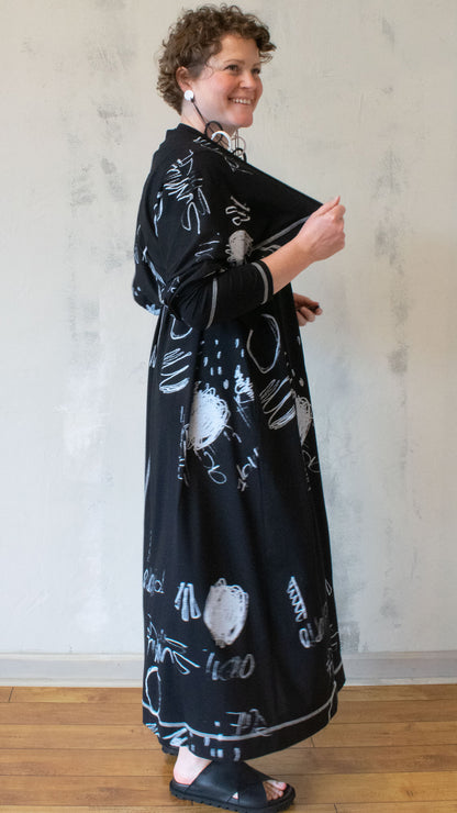 Graphic Shrug (Multiple Colors)