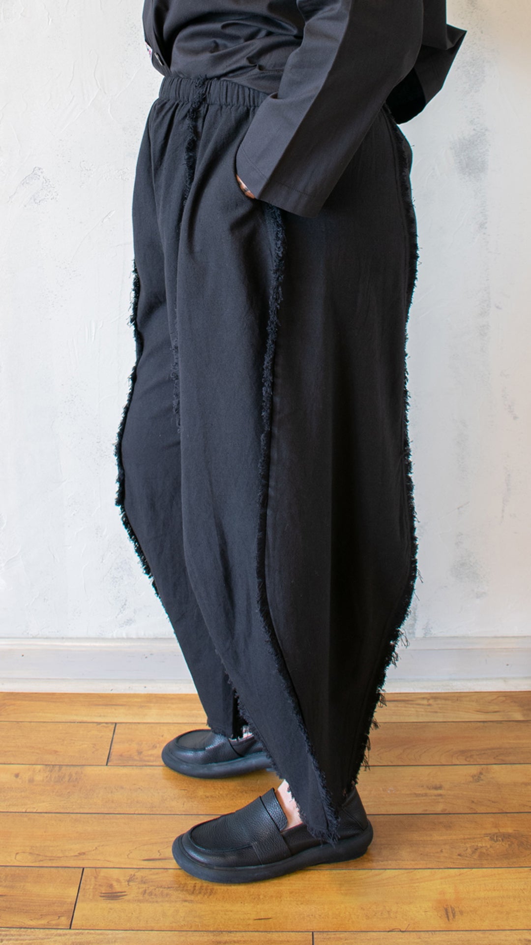 Fringe Seamed Pant