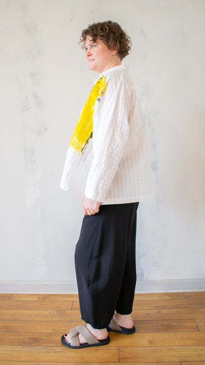 Mandarin Swing Button Down – Yellow Abstract