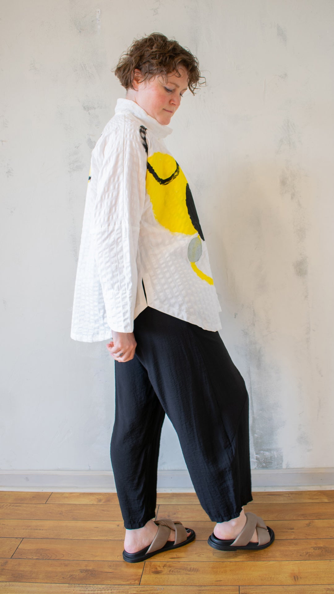 Circular Button Down – Yellow Graphic
