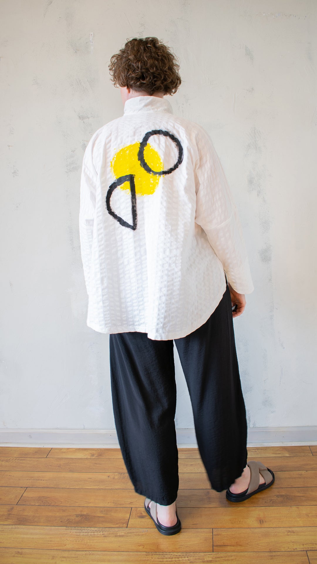Circular Button Down – Yellow Graphic