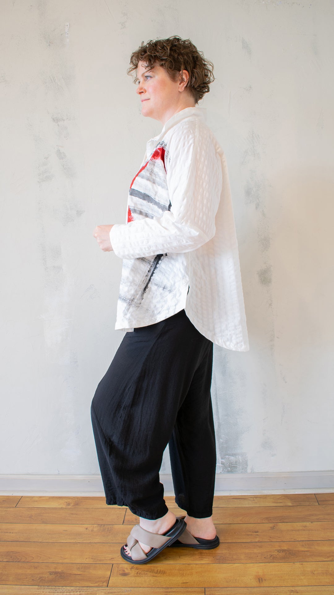 Circular Button Down – Red Abstract