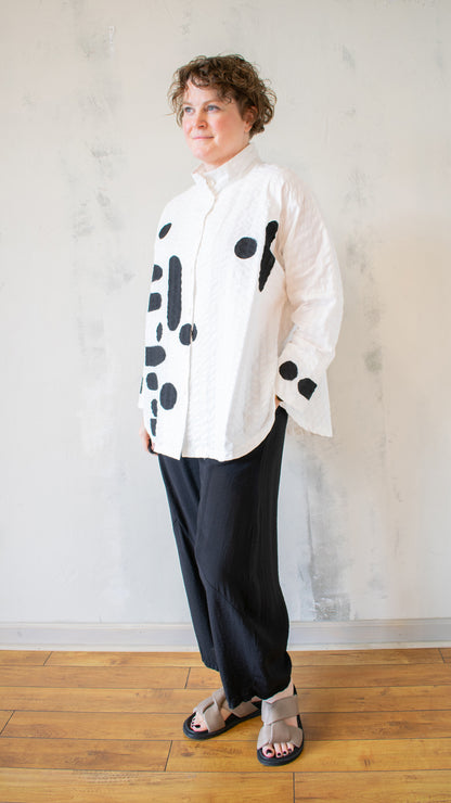 Circular Button Down – Black & White Abstract