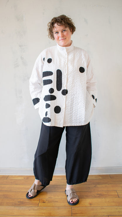 Circular Button Down – Black & White Abstract