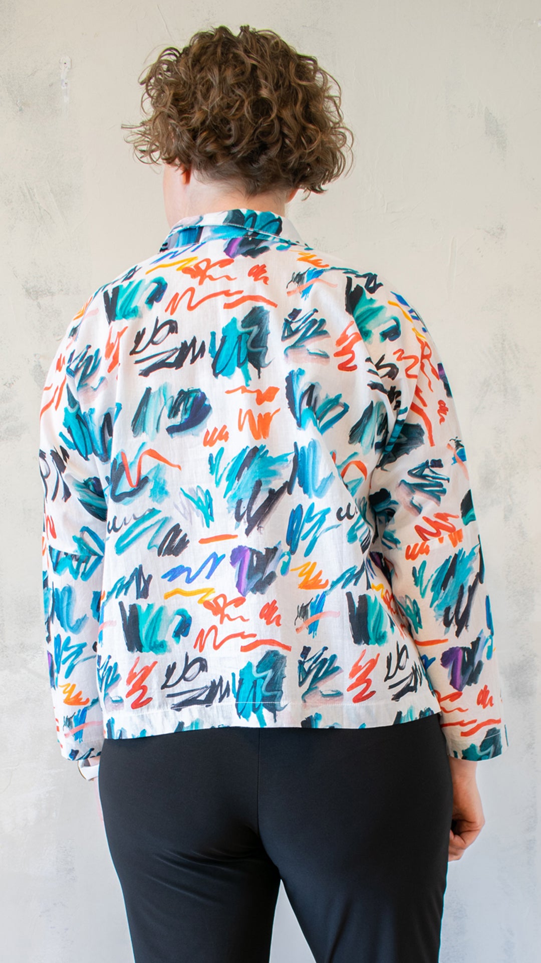 To-Go Swing Button Up