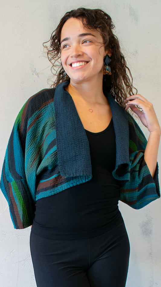 SB4062-CBLUA STRIPE AND BENDS KANTHA PUFF SLV.SHRUG