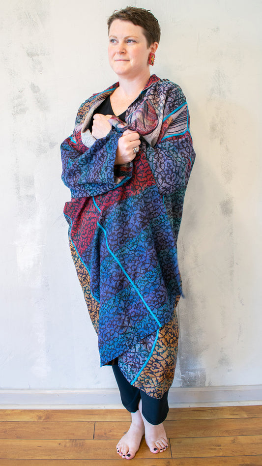 SG2342-0007A VINATGE SILK GEORGETTE  KANTHA NEW OVERSIZED COAT