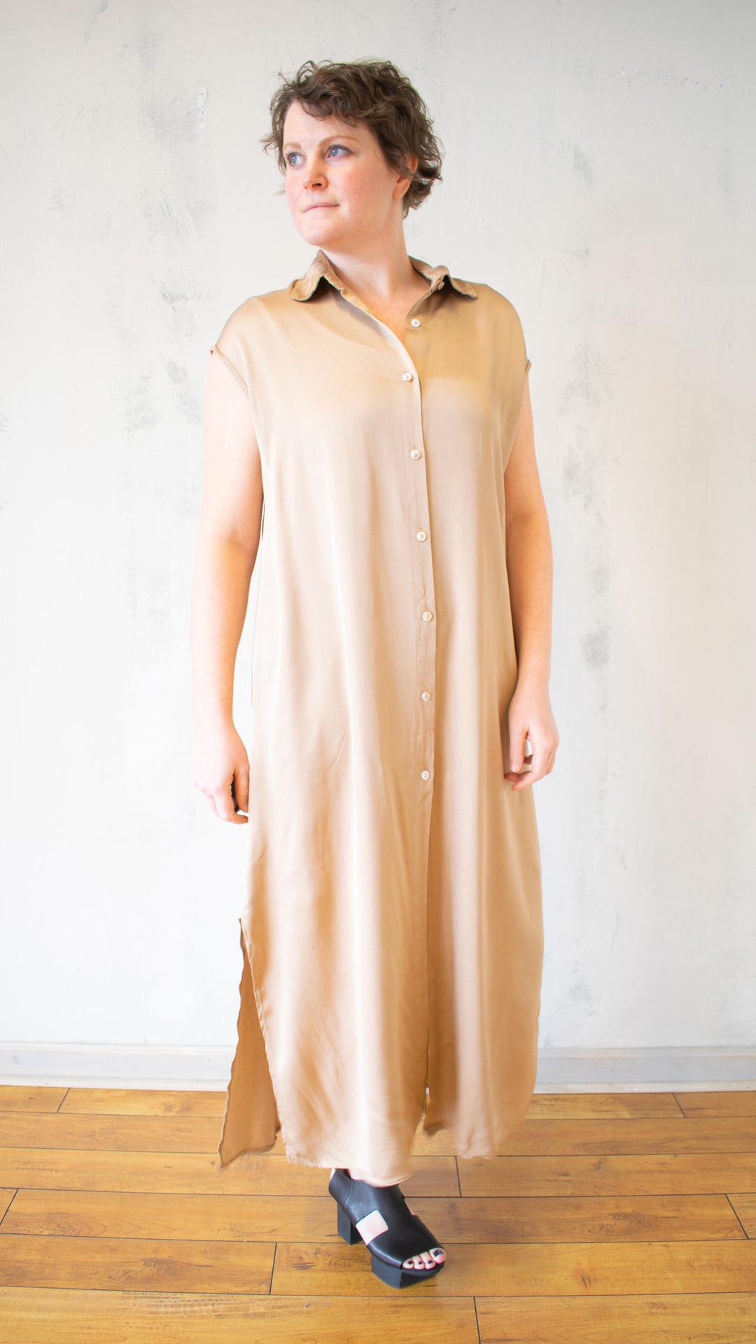 Sleeveless Button Down Dress