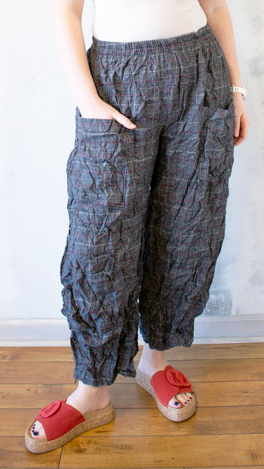 Crinkle Barrel Pant in Grey Plaid